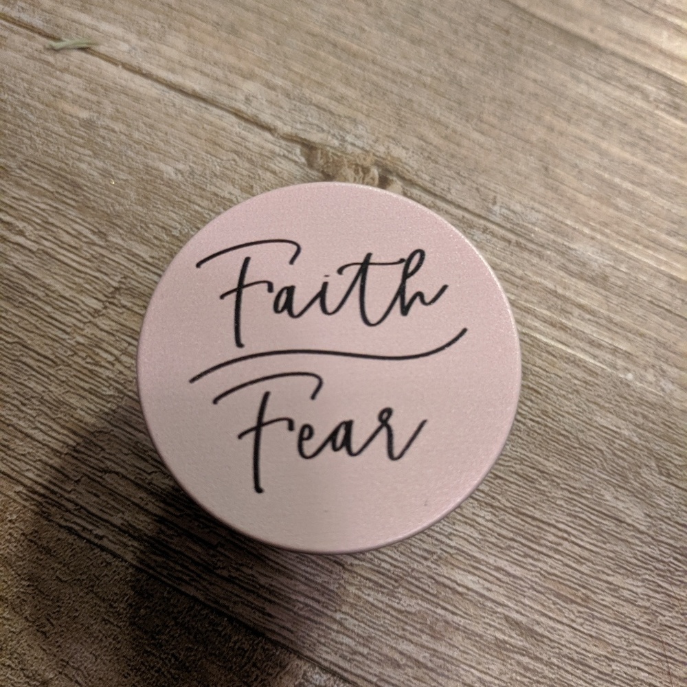 New Popsocket Faith Over Fear Quote Light Pink